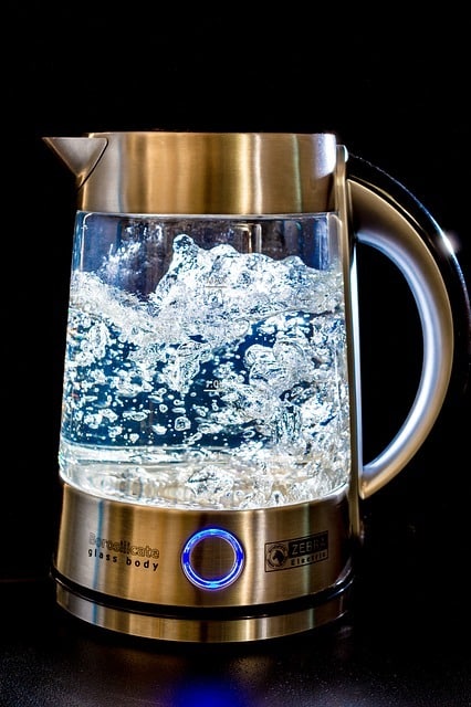 Quelle eau utiliser pour préparer votre thé ? (en 2021)