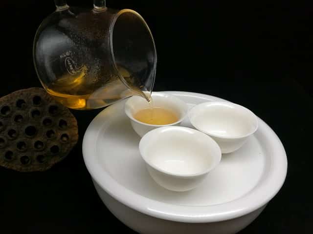 Guide d’infusion du thé Oolong (préparation idéale)